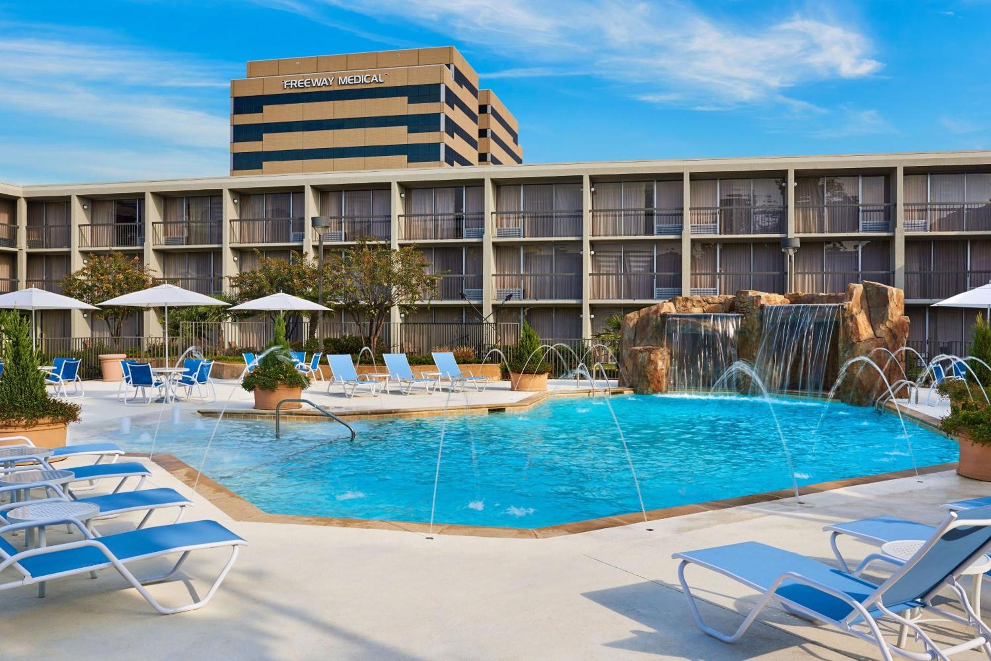 Four Points By Sheraton Little Rock Midtown Exterior photo