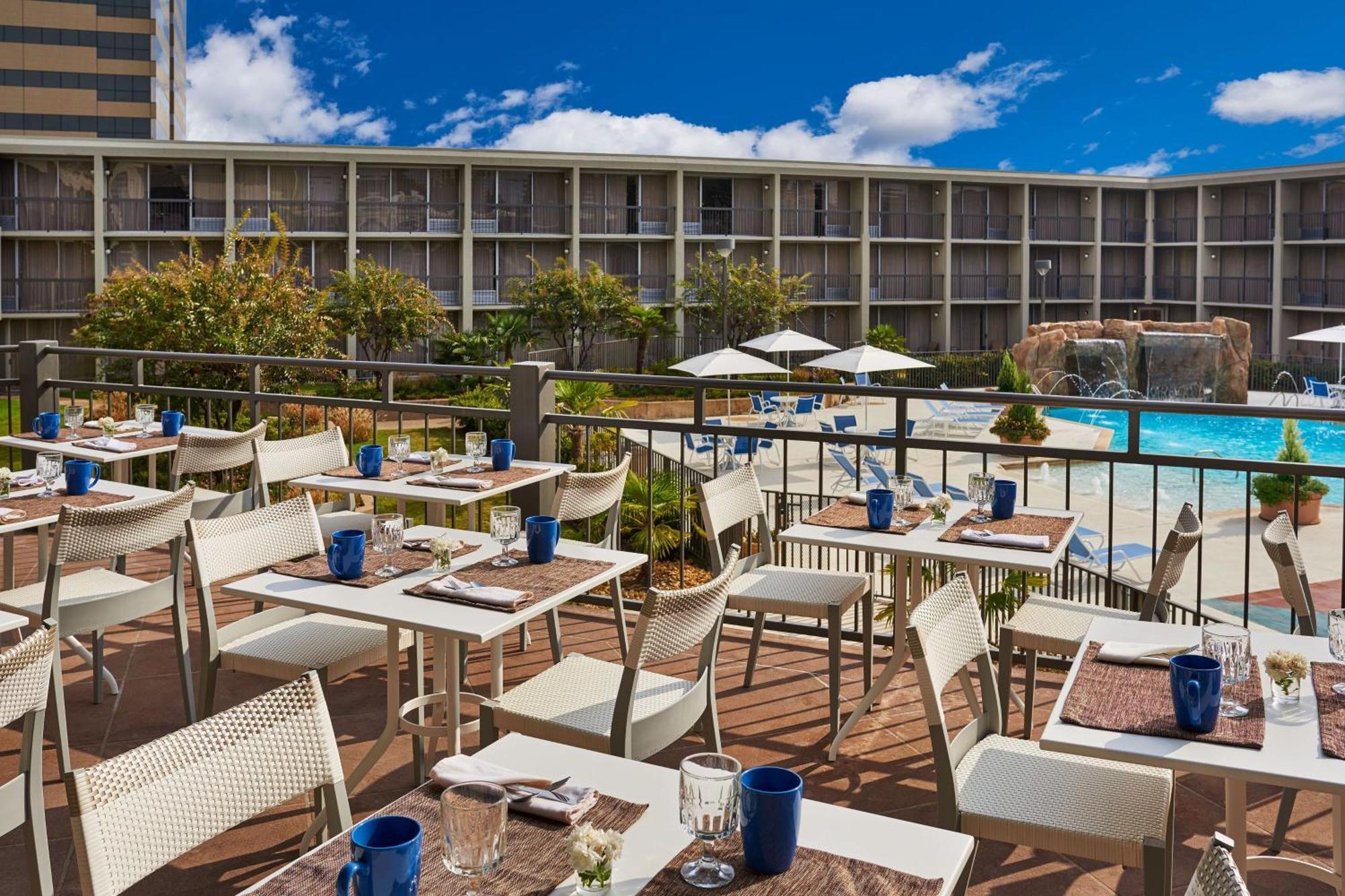 Four Points By Sheraton Little Rock Midtown Exterior photo